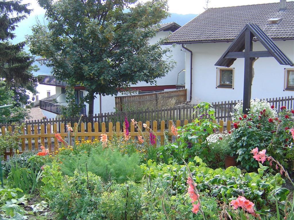Pension Villa Claudia Augusta Резия Екстериор снимка